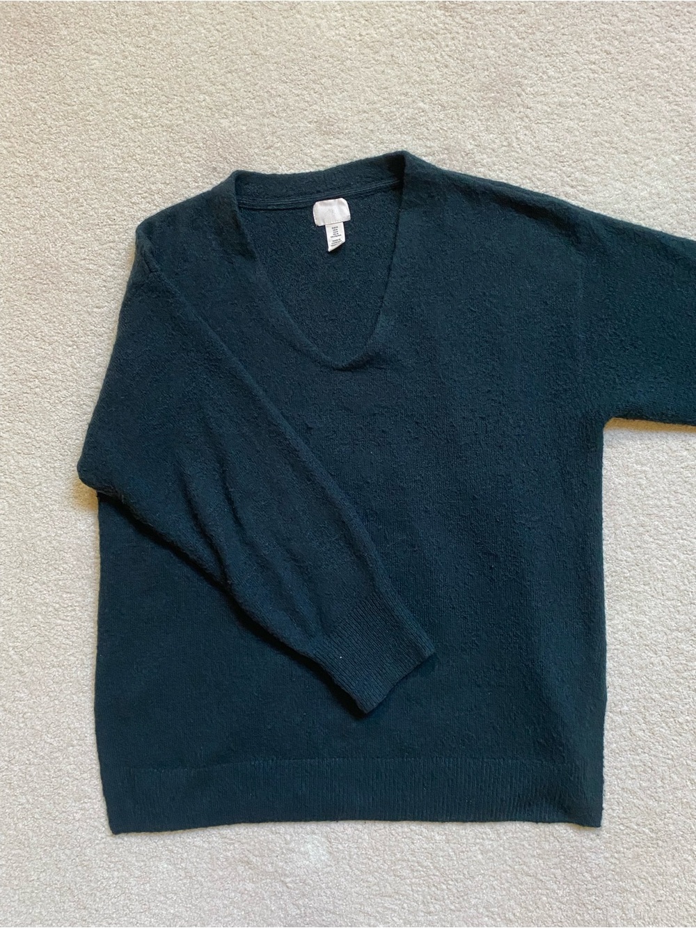 H&M Forest Green Knit Sweater - V Neck, Cozy, Chic, Cottagecore - Size M